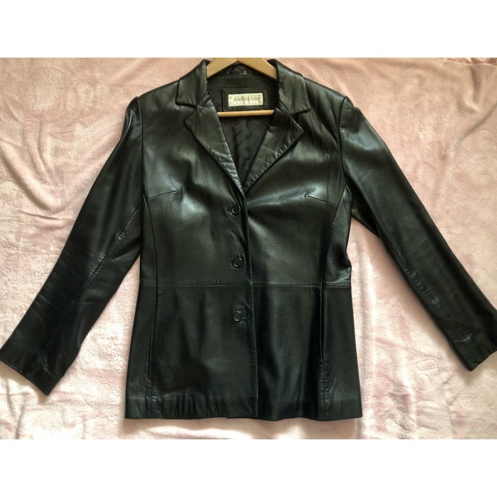 Jones New York Genuine Lamb Leather Jacket. Medium
